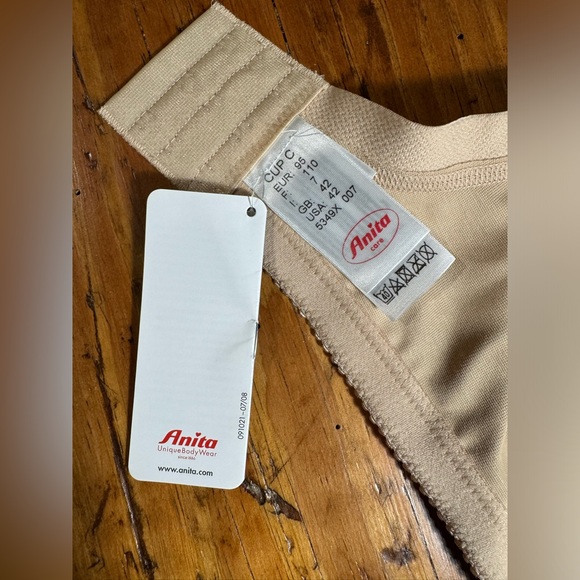 NWT Anita Care Safina Embroidered Mastecomy Softcup Bra #5349X in Nude/skin 42C - Picture 7 of 14